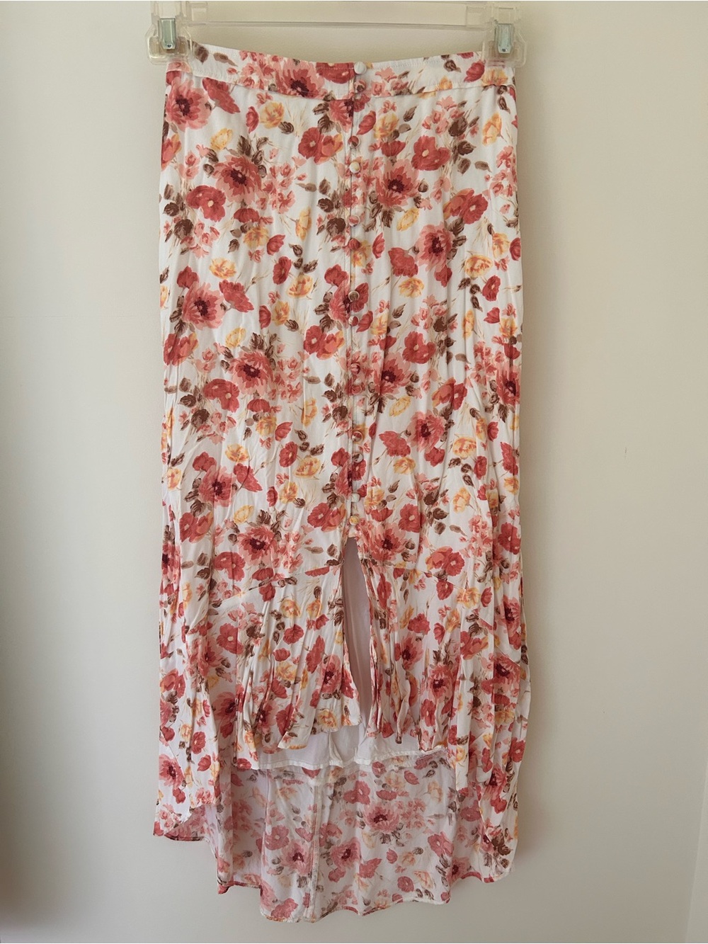 Abercrombie & Fitch Faux Button Floral High-Low Maxi Skirt 
Size: Small
EUC